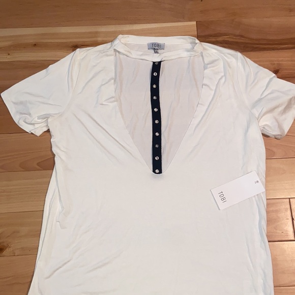 Tobi Callie choker tee in white NWT - Picture 6 of 7